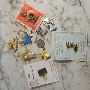 Medium size angel pins lot